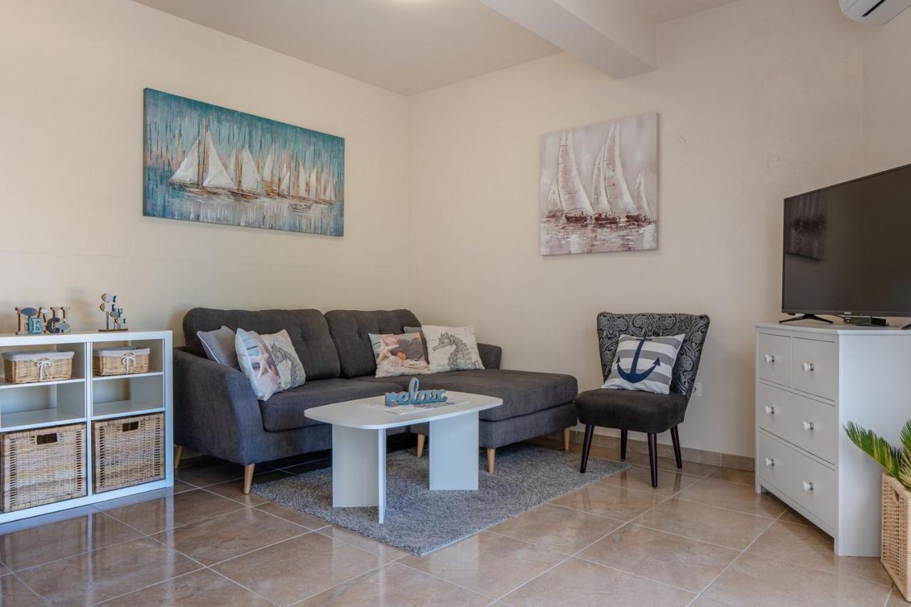 Apartments Sum Mora Vir Exterior foto
